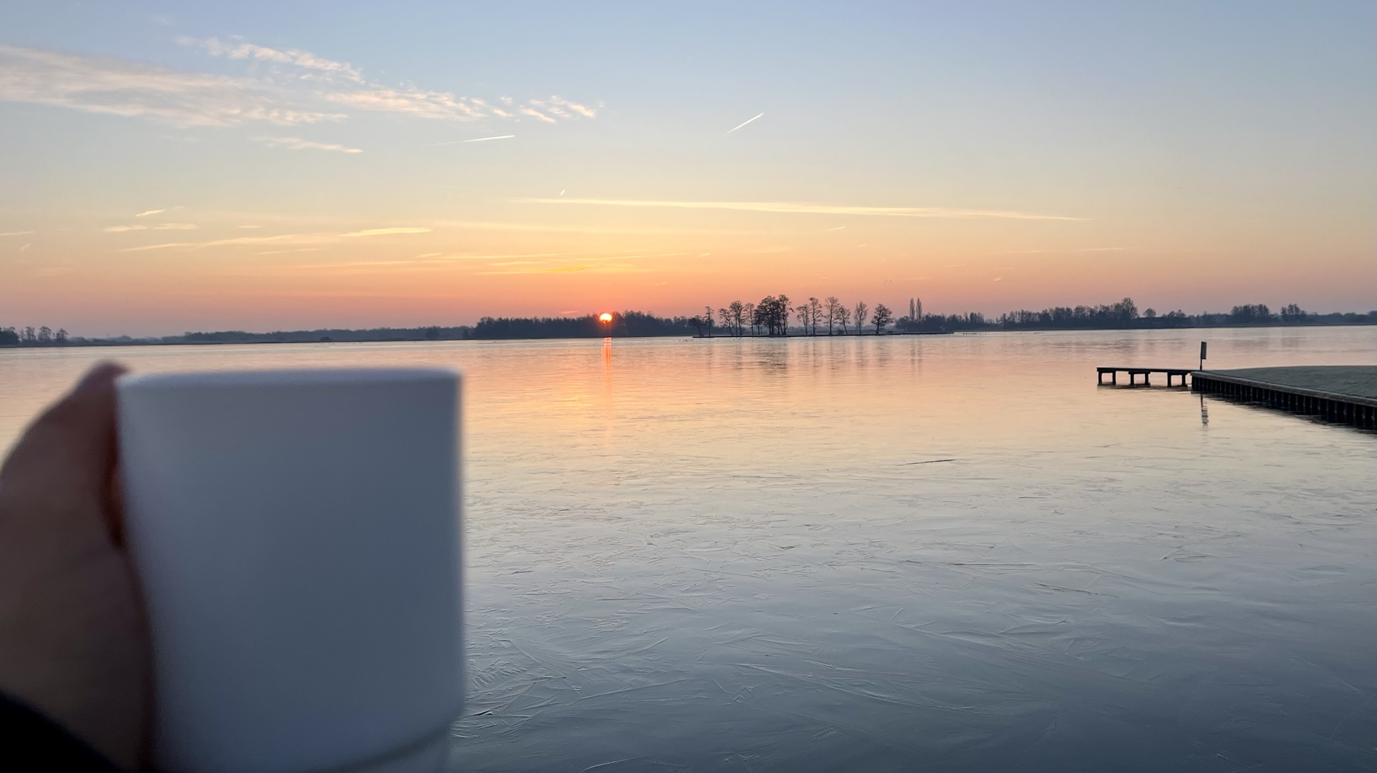 You are currently viewing My Morning Routine: A Simple Christian Morning Routine for Moms